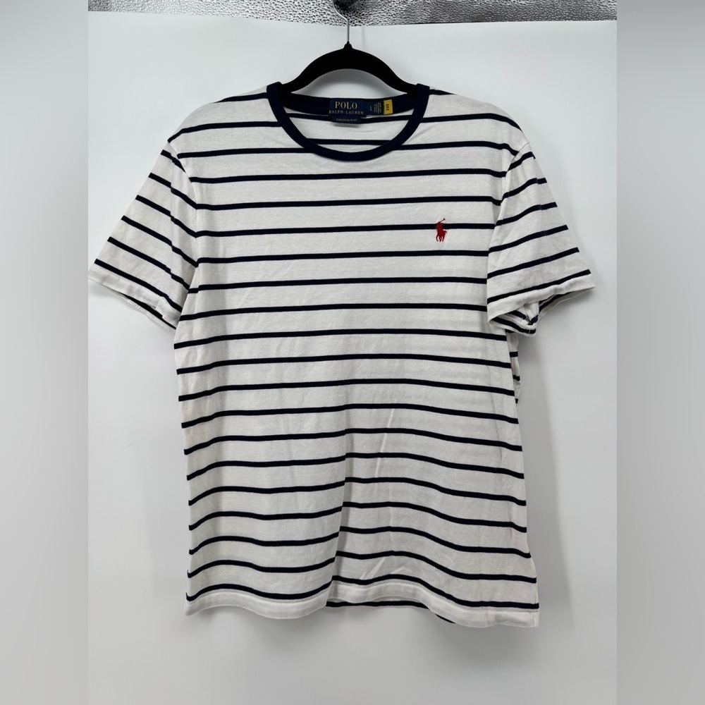 Ralph Lauren Women’s stripped Tee Large